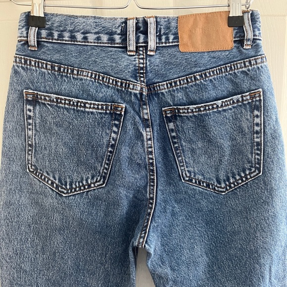 Pull & Bear High-waist Mom Jeans - Picture 8 of 8